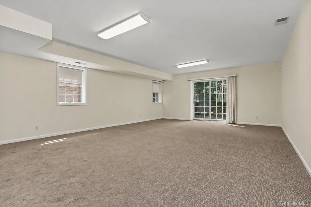 120 Woodruff Avenue Scarsdale, NY 10583
