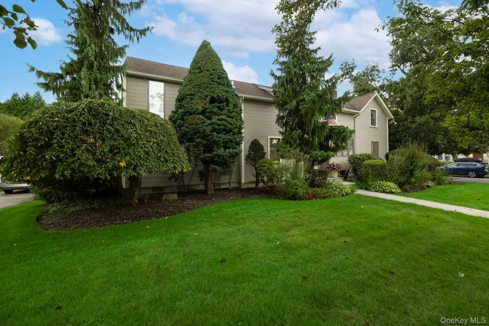 3186 William Street Wantagh, NY 11793
