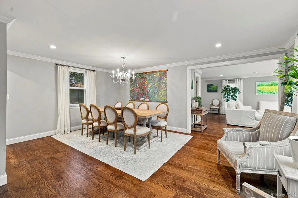 3186 William Street Wantagh, NY 11793