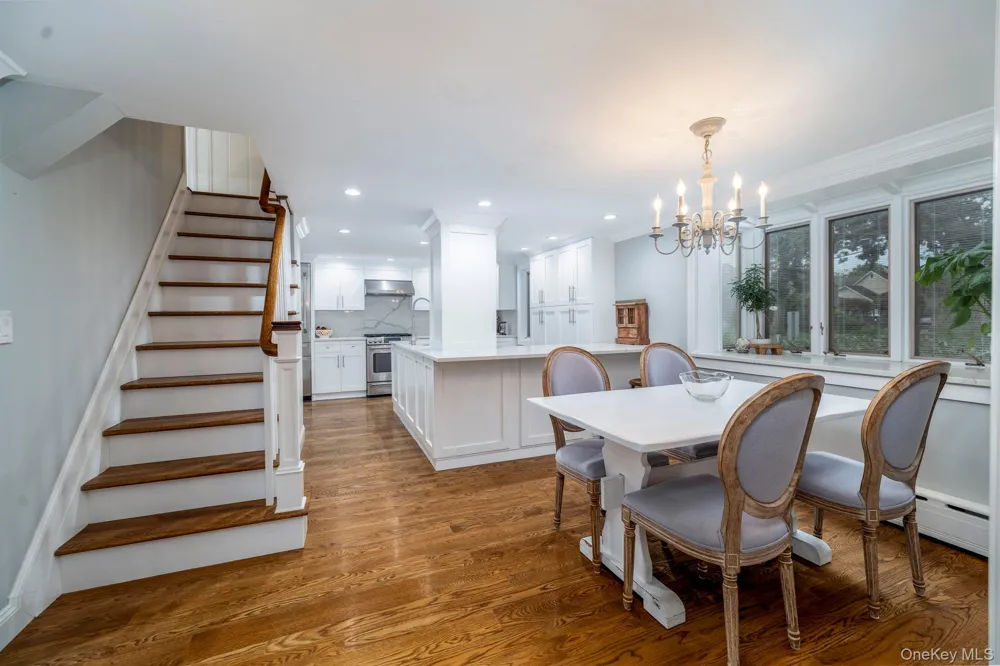 3186 William Street Wantagh, NY 11793