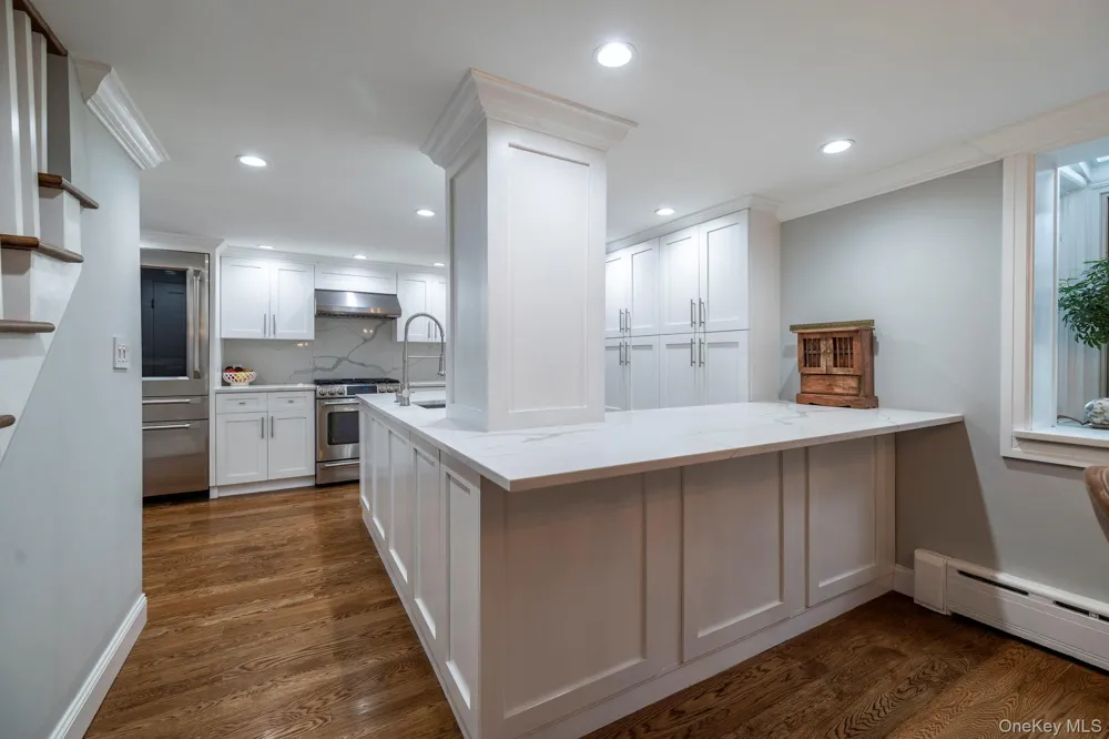 3186 William Street Wantagh, NY 11793