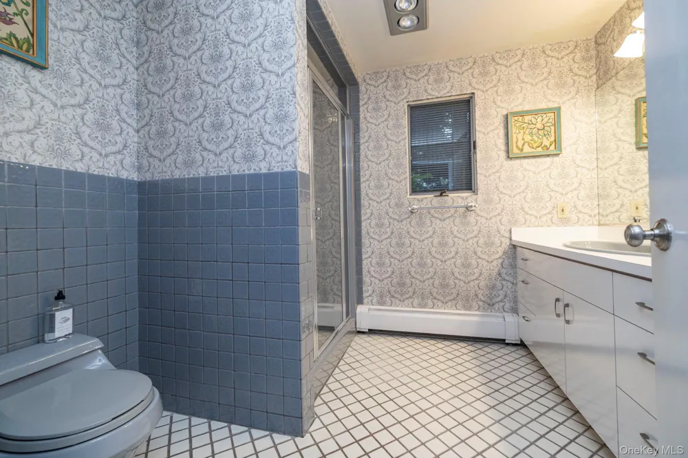 3186 William Street Wantagh, NY 11793