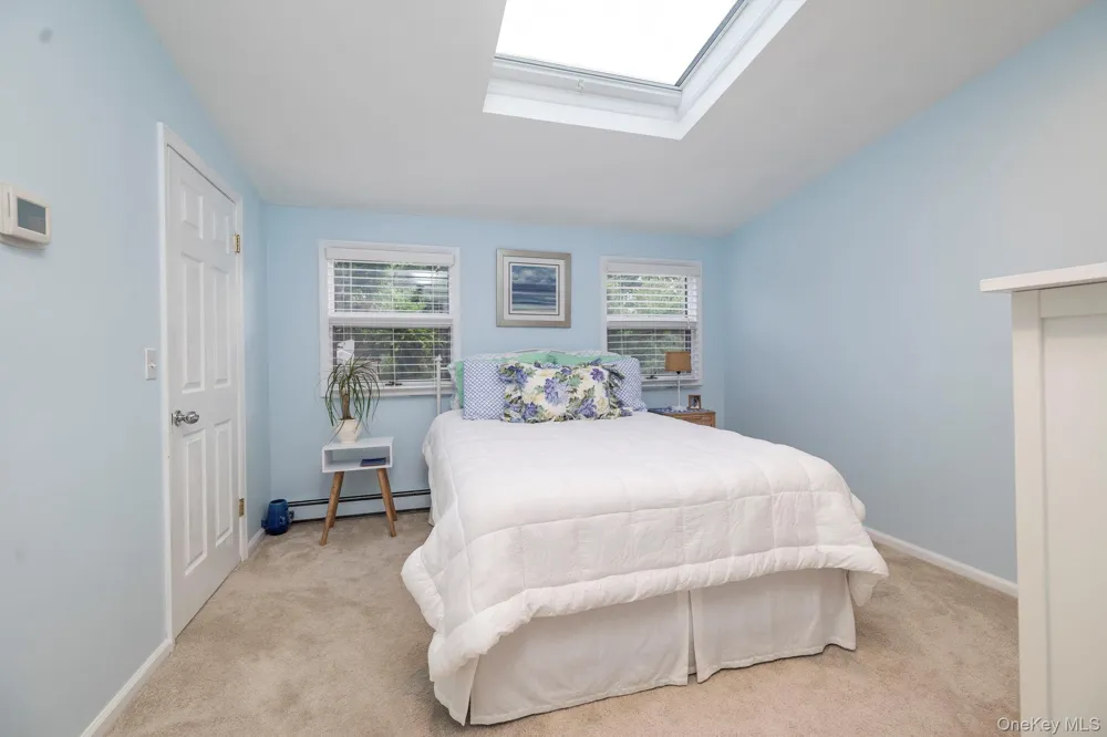 3186 William Street Wantagh, NY 11793