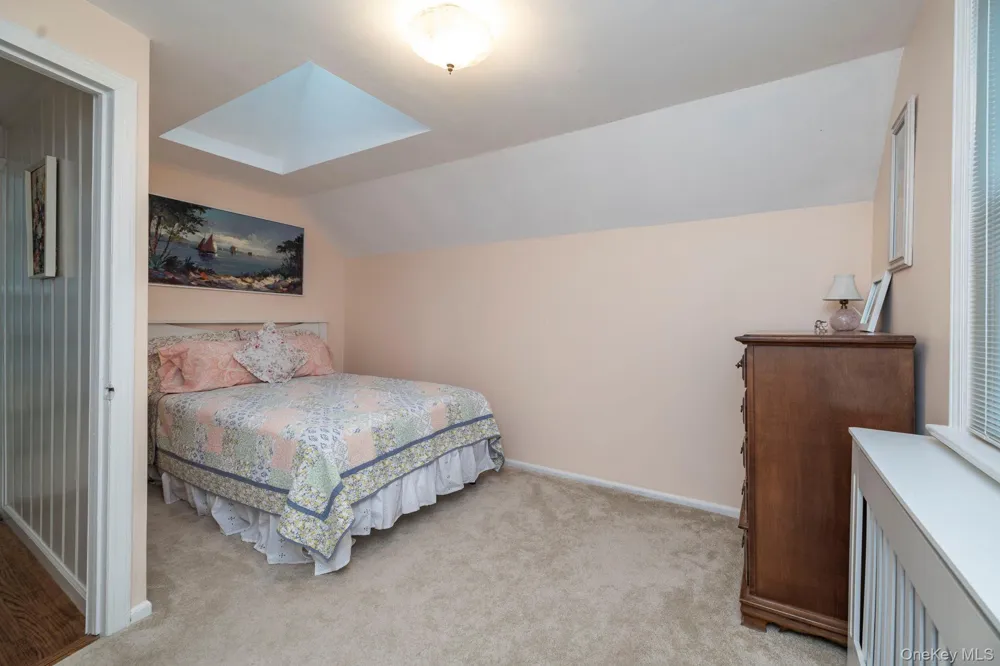 3186 William Street Wantagh, NY 11793