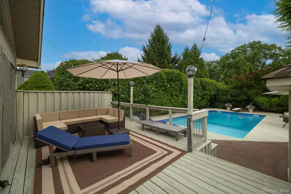 3186 William Street Wantagh, NY 11793