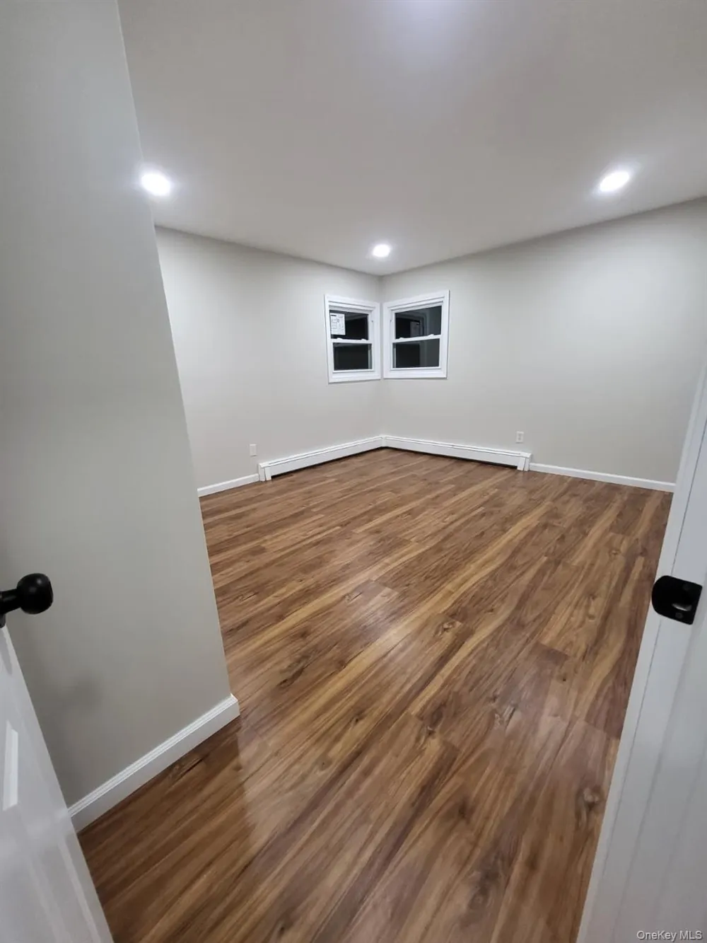 73 Spar Drive Mastic Beach, NY 11951