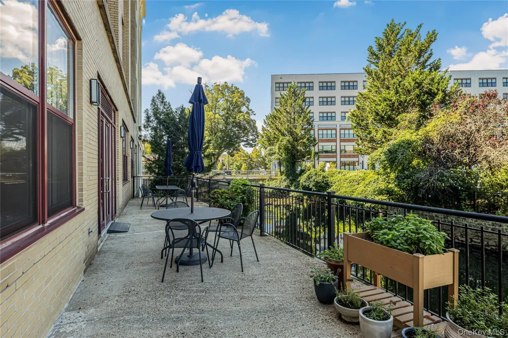 1 Scarsdale Road #321 Tuckahoe, NY 10707