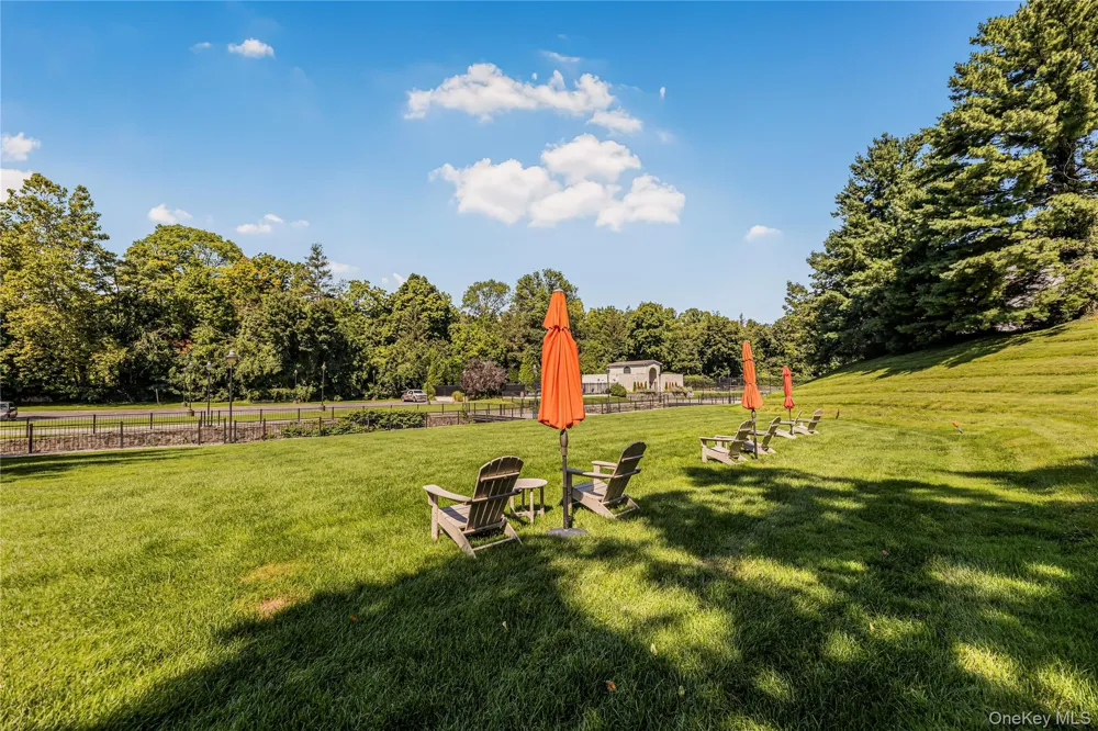 1 Scarsdale Road #321 Tuckahoe, NY 10707