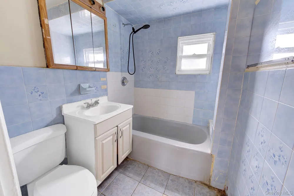 104 E Pennywood Avenue Roosevelt, NY 11575