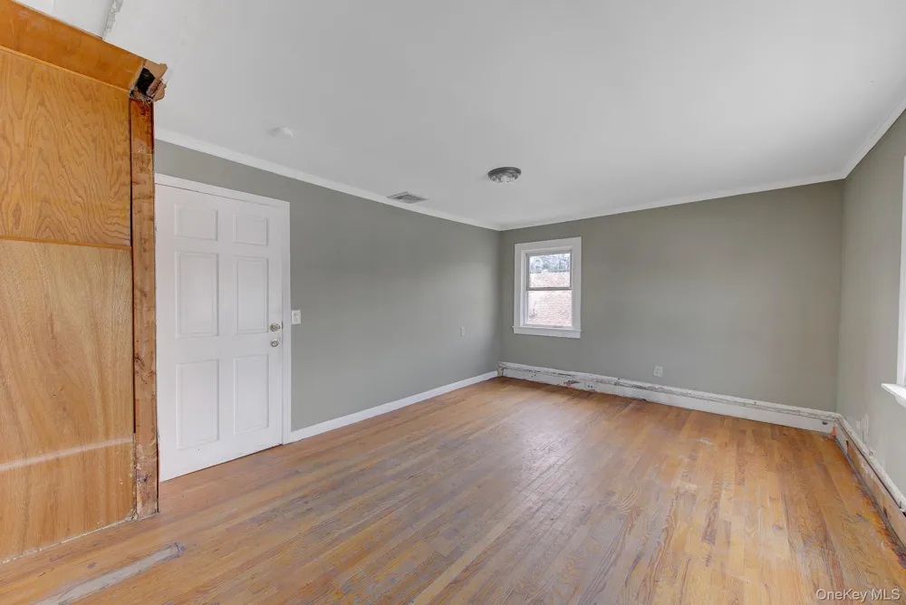 104 E Pennywood Avenue Roosevelt, NY 11575