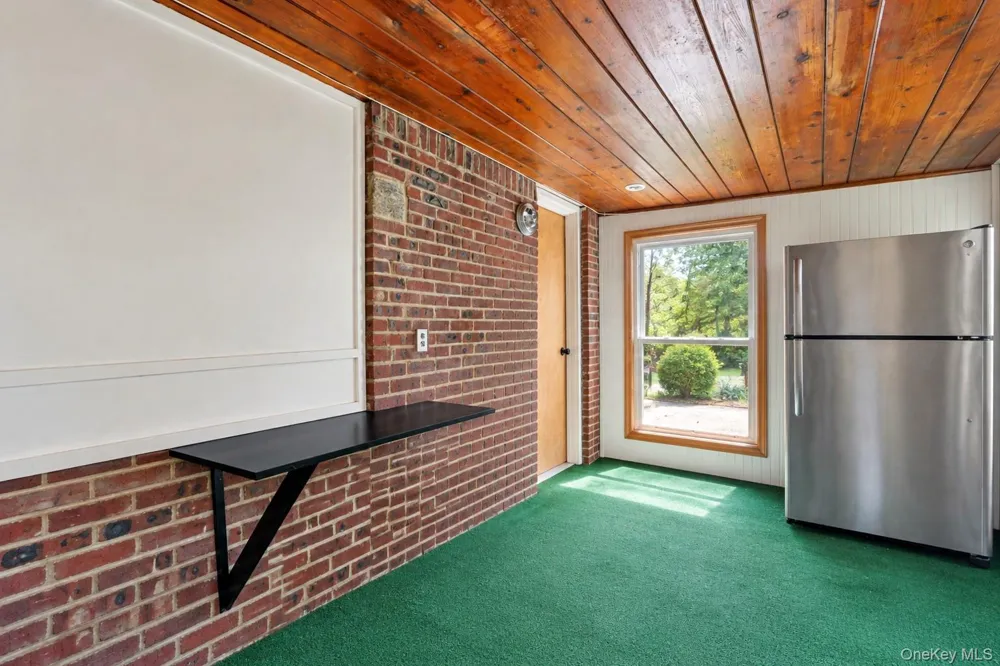 45 Peconic Road Hampton Bays, NY 11946