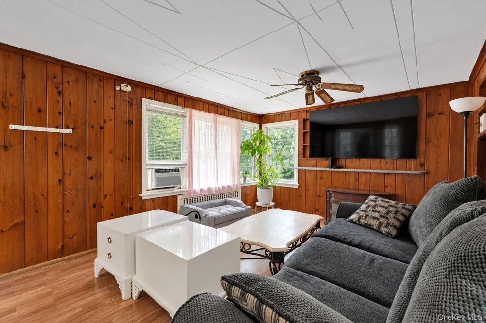 45 Peconic Road Hampton Bays, NY 11946