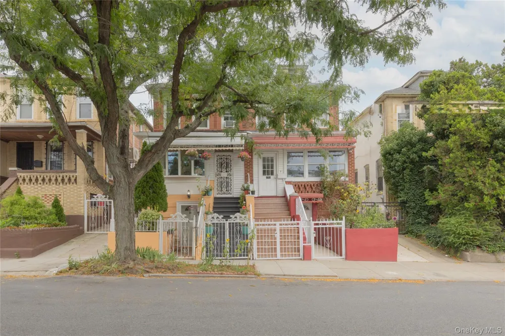3214 Fenton Avenue Bronx, NY 10469