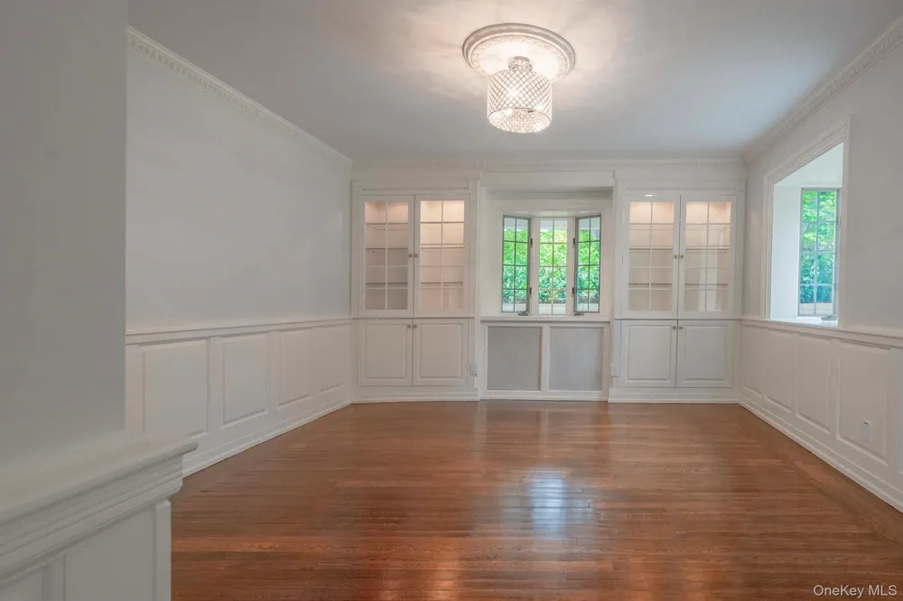 62 Summit Avenue Bronxville, NY 10708