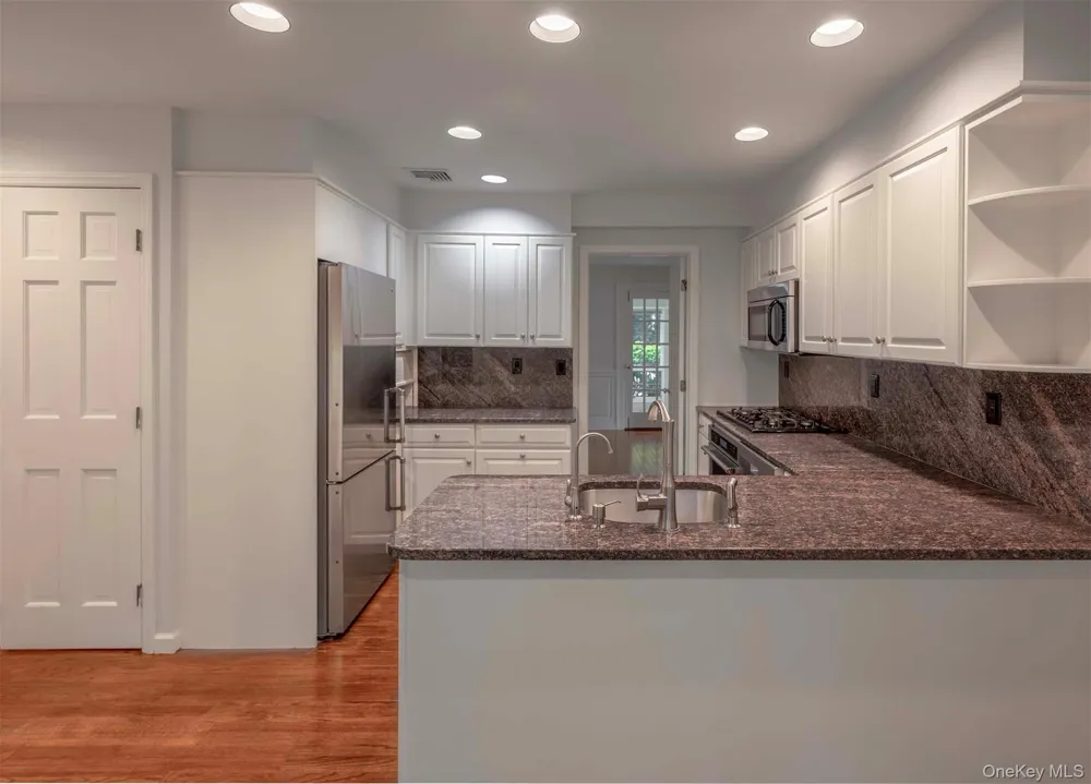 62 Summit Avenue Bronxville, NY 10708