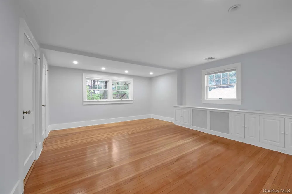 62 Summit Avenue Bronxville, NY 10708