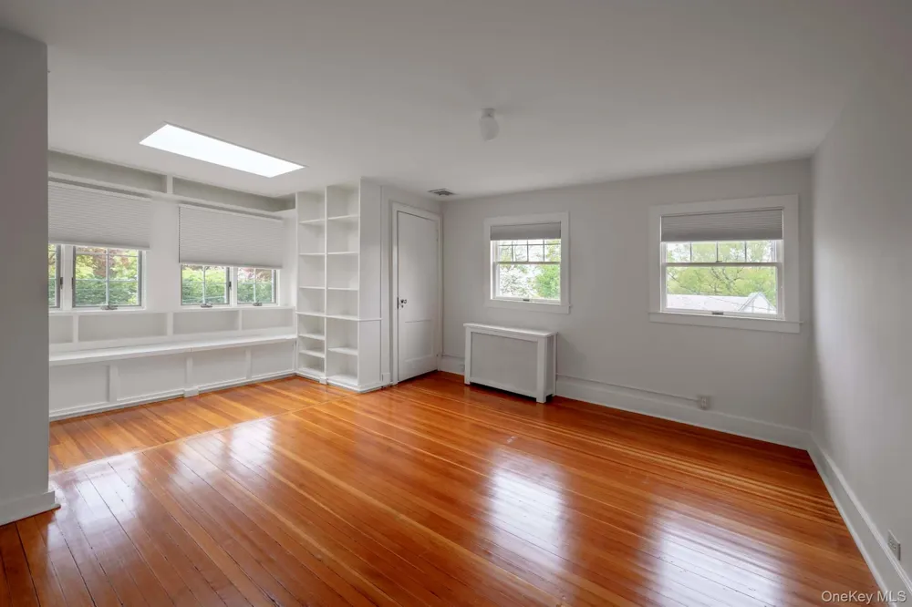 62 Summit Avenue Bronxville, NY 10708