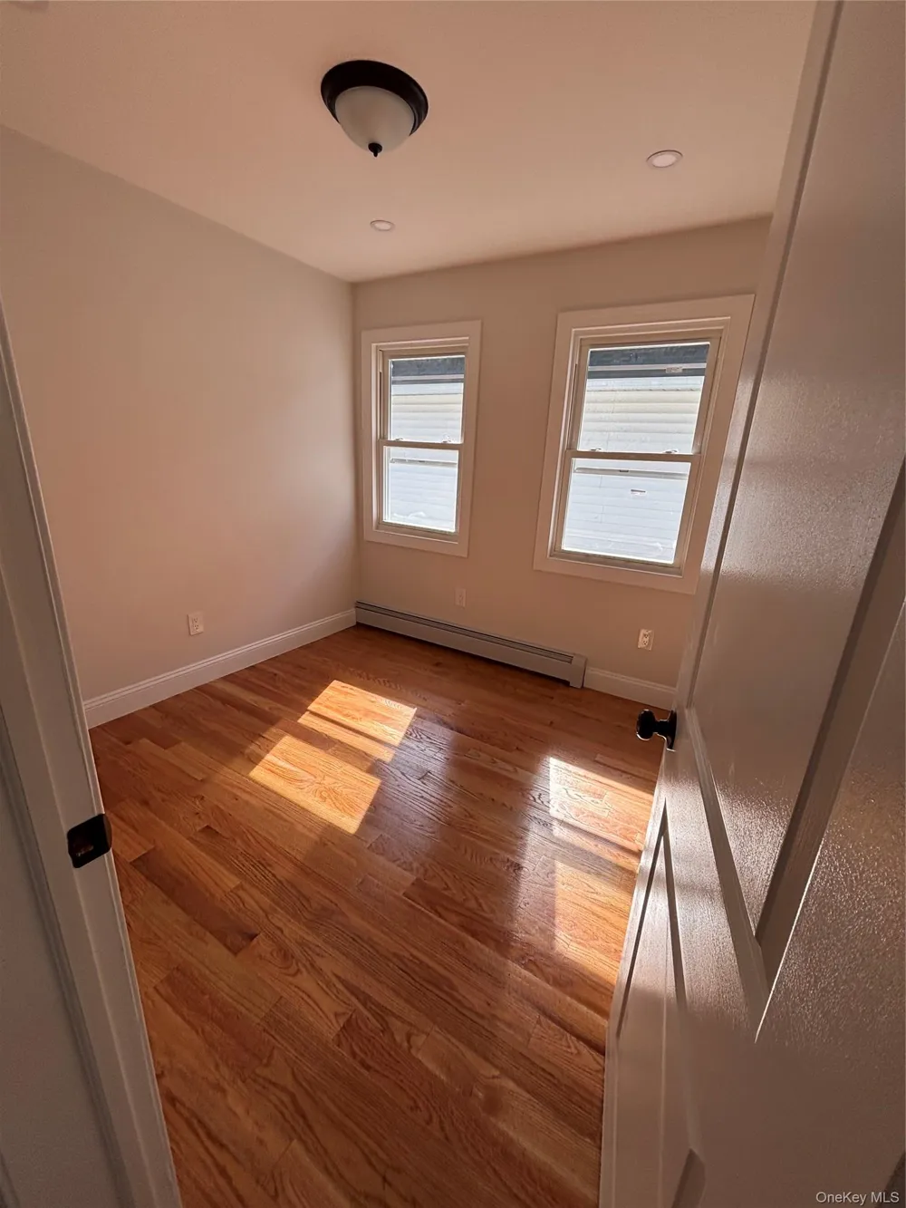 94-28 209th Street Queens Village, NY 11428
