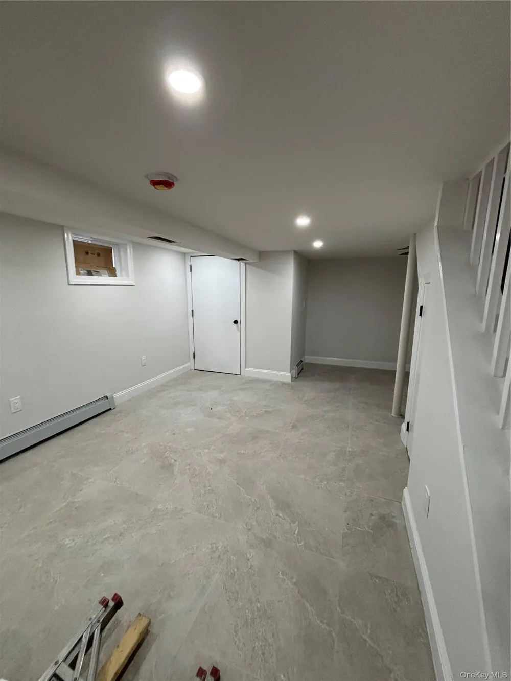 94-28 209th Street Queens Village, NY 11428