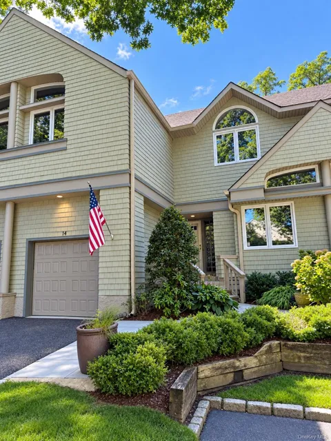 14 Insbrook Court