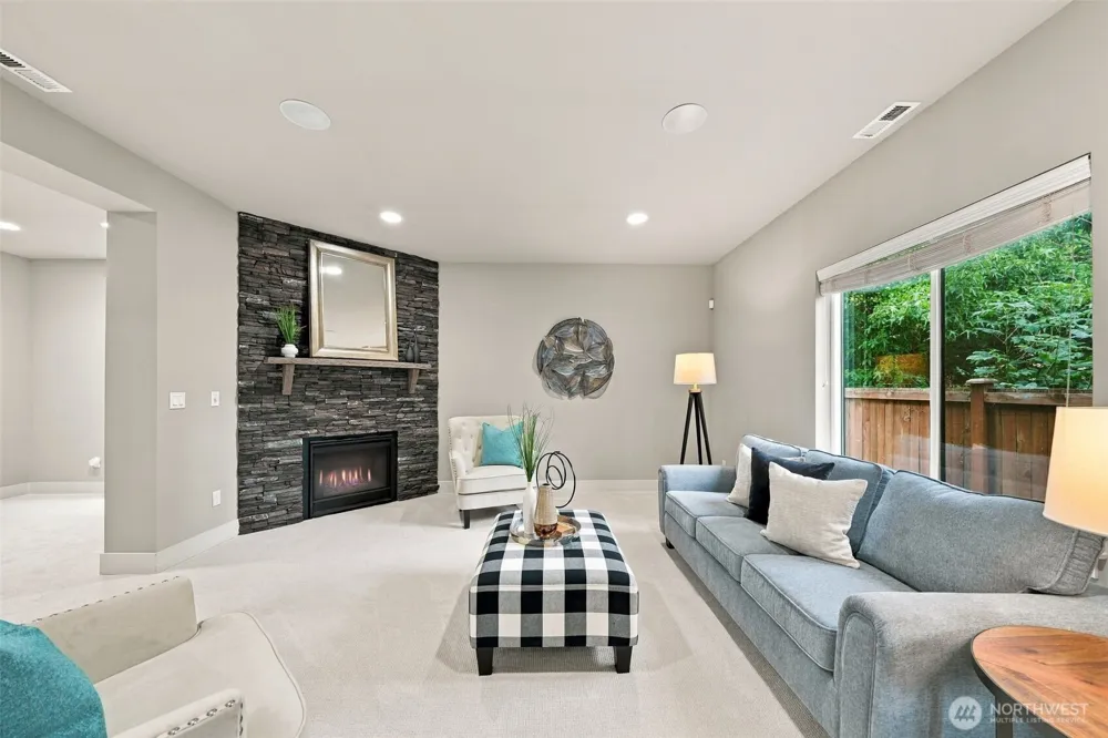 3725 200th Place SE Bothell, WA 98012