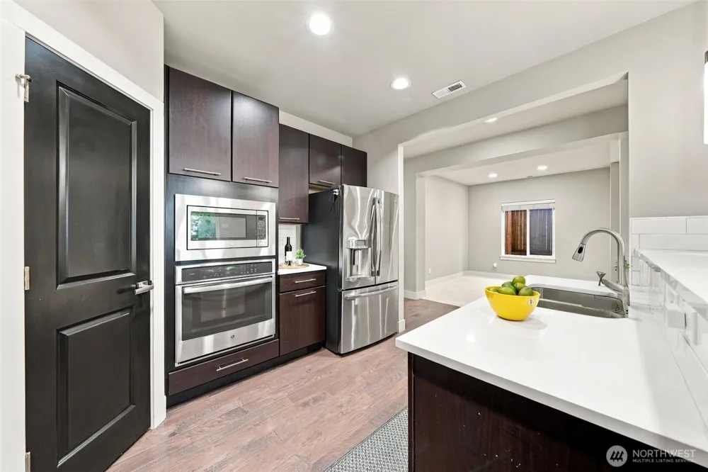 3725 200th Place SE Bothell, WA 98012