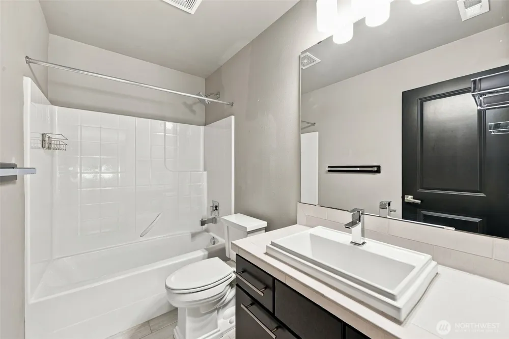 3725 200th Place SE Bothell, WA 98012