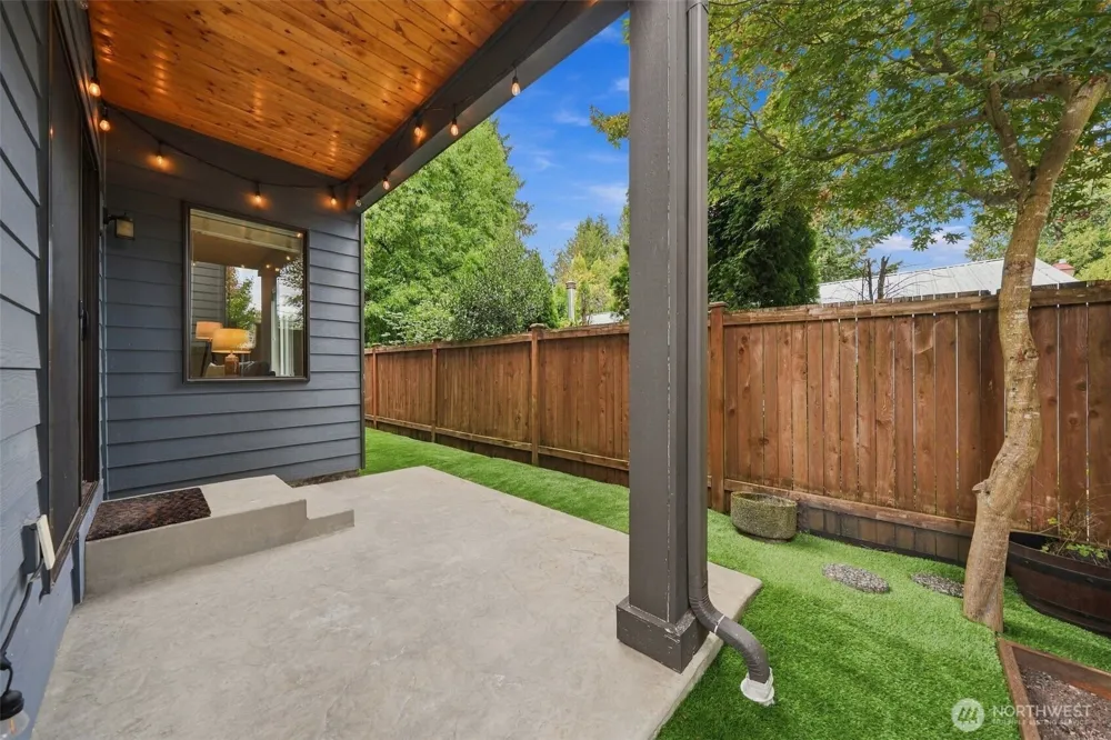 3725 200th Place SE Bothell, WA 98012