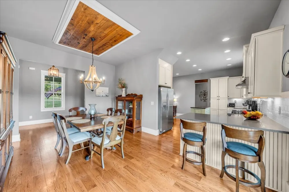 1201 Carters Creek Pike Columbia, TN 38401