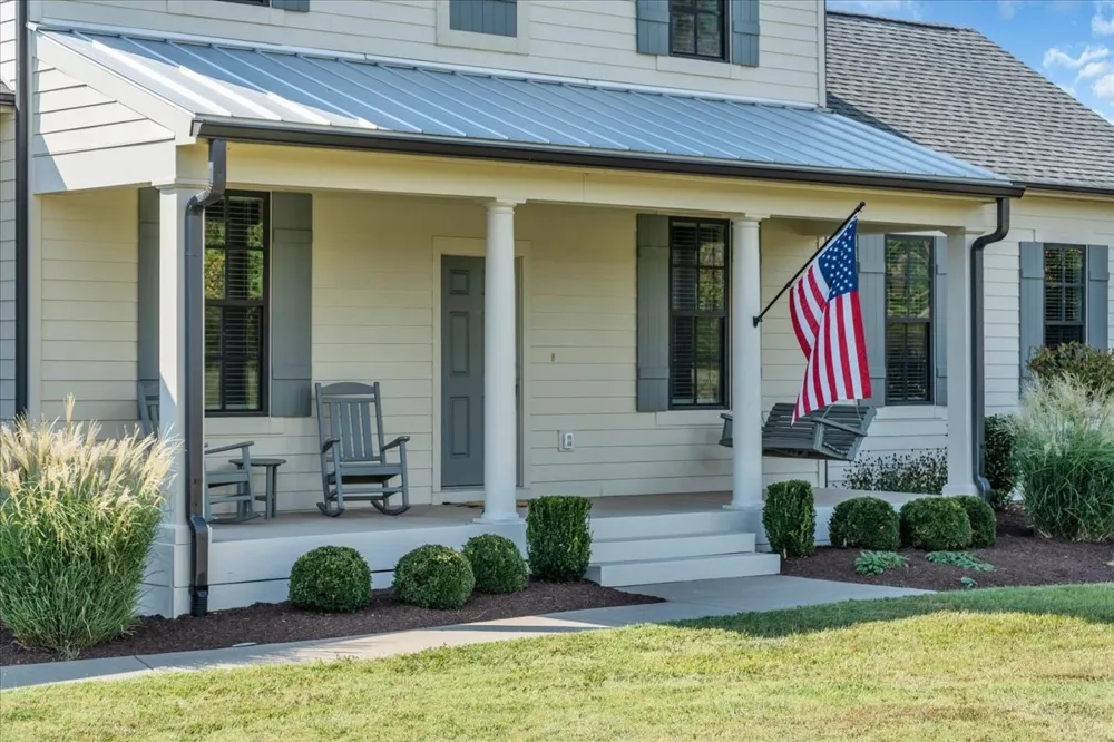 1201 Carters Creek Pike Columbia, TN 38401