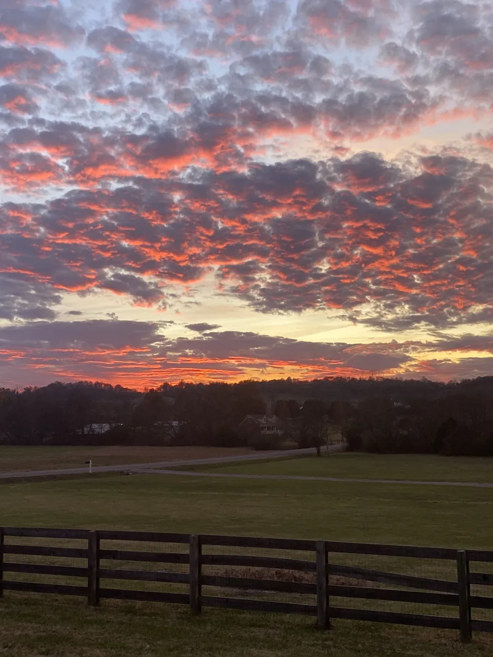 1201 Carters Creek Pike Columbia, TN 38401