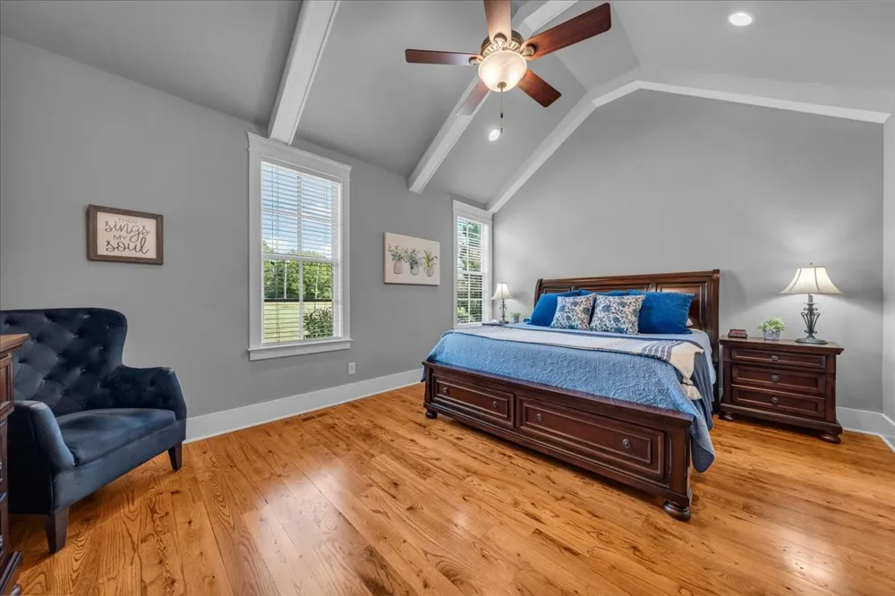 1201 Carters Creek Pike Columbia, TN 38401