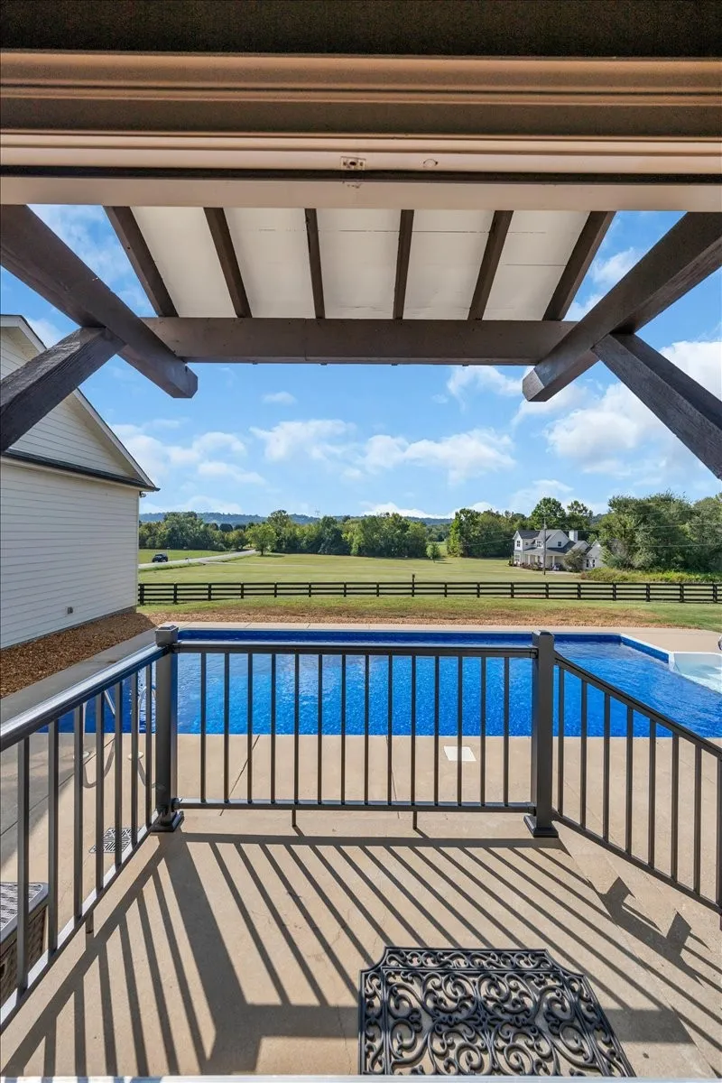 1201 Carters Creek Pike Columbia, TN 38401
