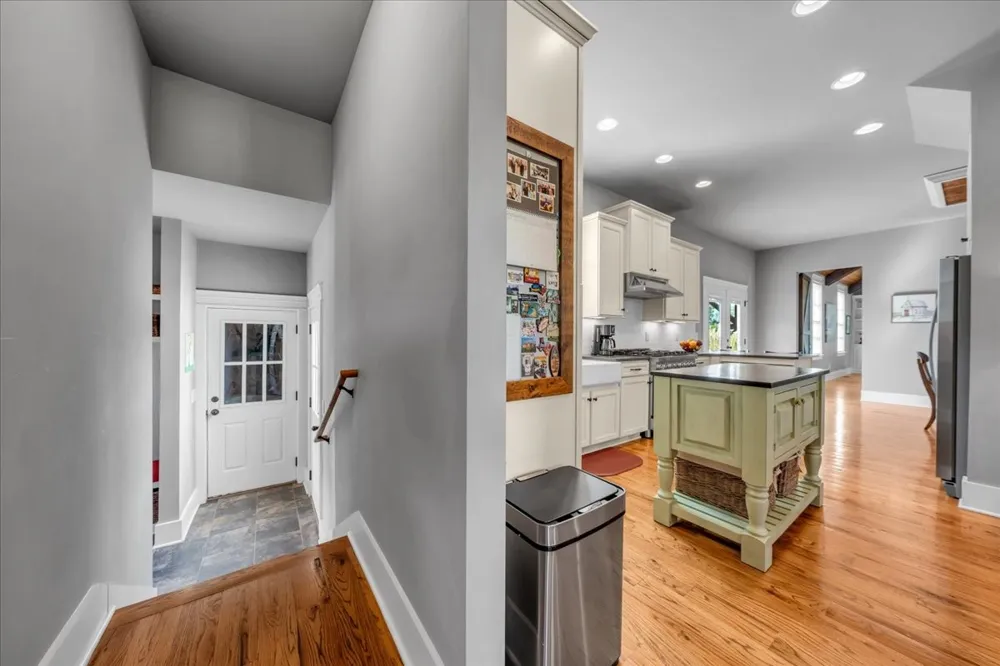 1201 Carters Creek Pike Columbia, TN 38401