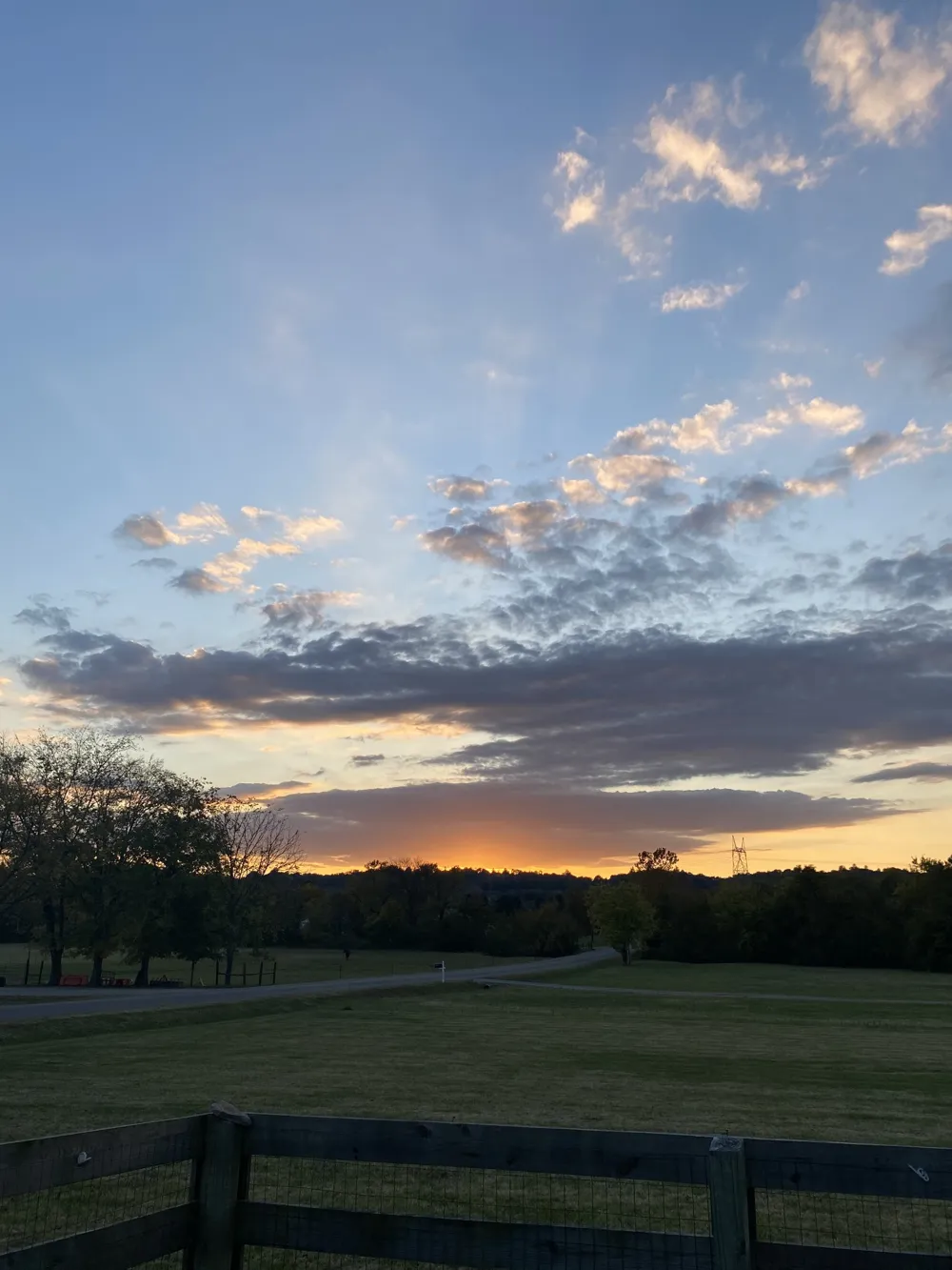 1201 Carters Creek Pike Columbia, TN 38401