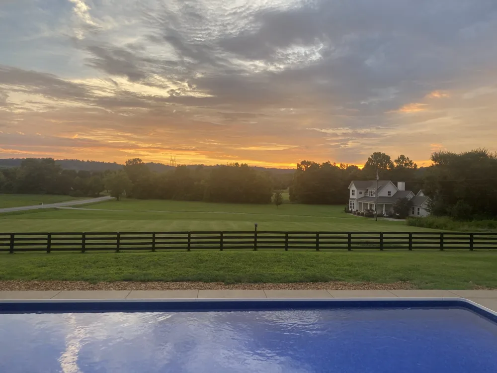1201 Carters Creek Pike Columbia, TN 38401