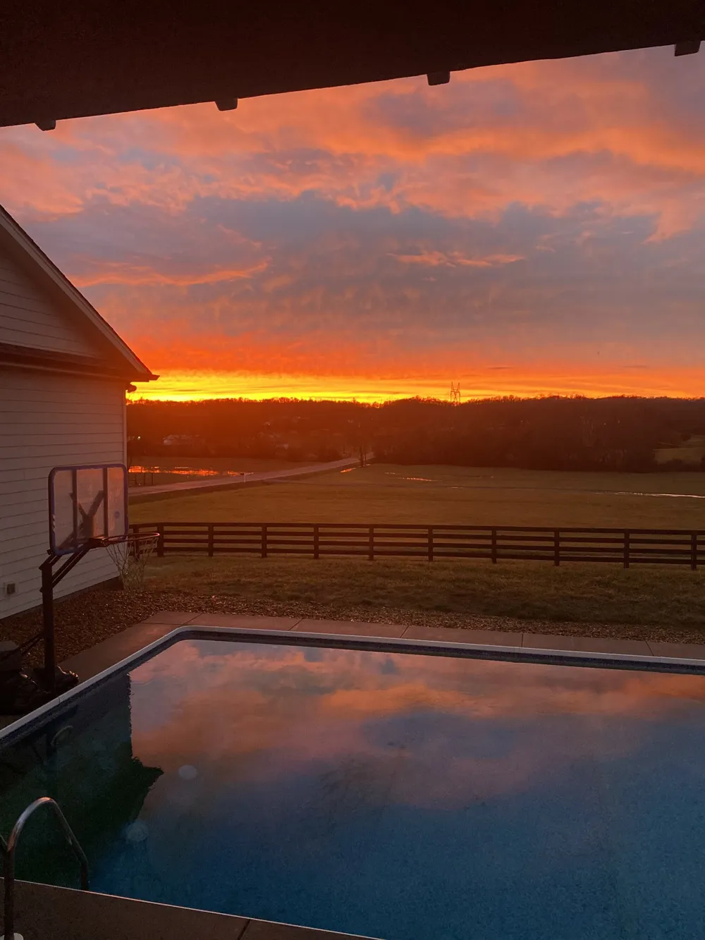 1201 Carters Creek Pike Columbia, TN 38401