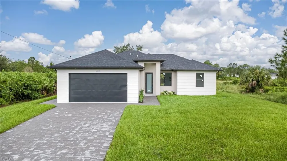1222 Earnest Street E Lehigh Acres, FL 33974