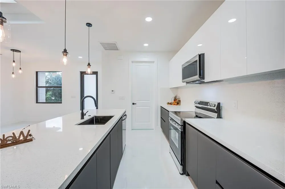 1222 Earnest Street E Lehigh Acres, FL 33974