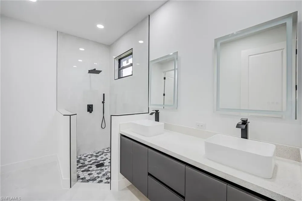 1222 Earnest Street E Lehigh Acres, FL 33974