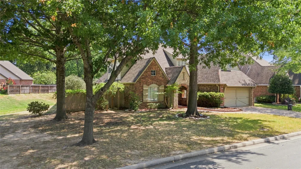 9211 S 71st East Avenue Tulsa, OK 74133