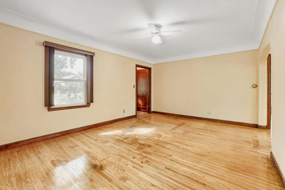 1084 Gorman Avenue West Saint Paul, MN 55118