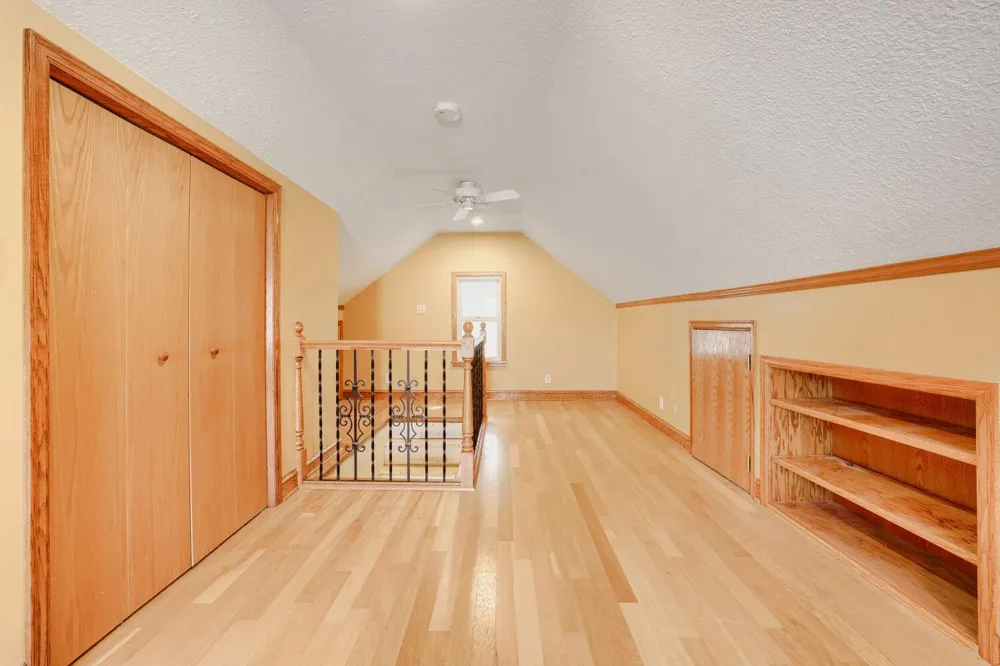 1084 Gorman Avenue West Saint Paul, MN 55118