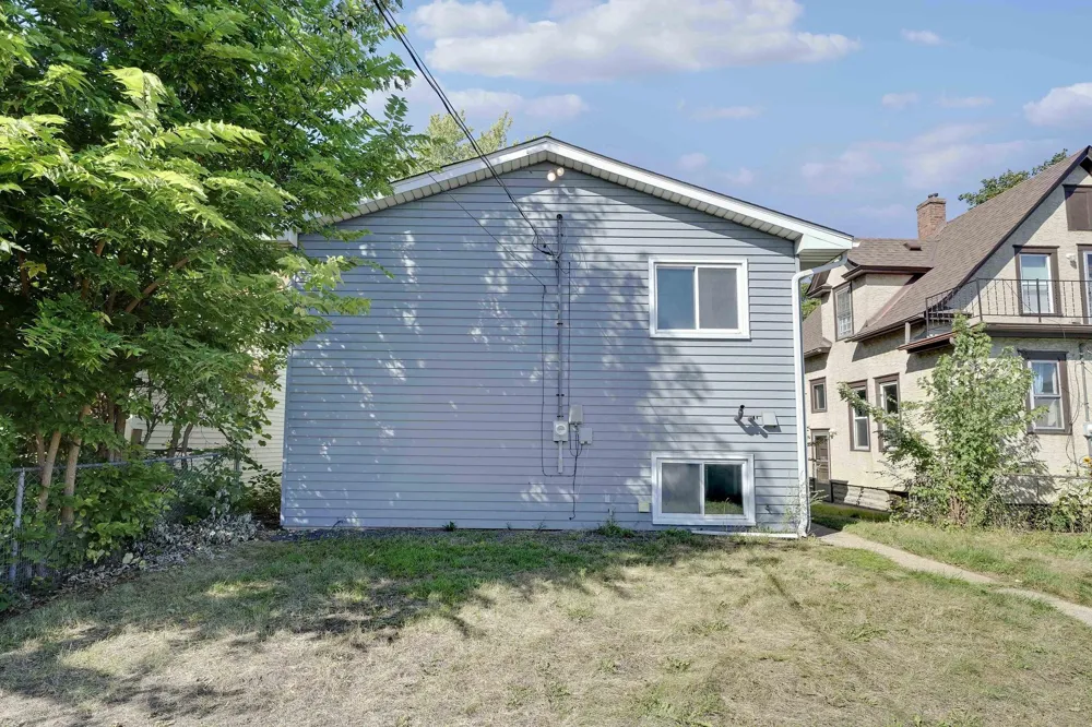 800 Hawthorne Avenue E Saint Paul, MN 55106