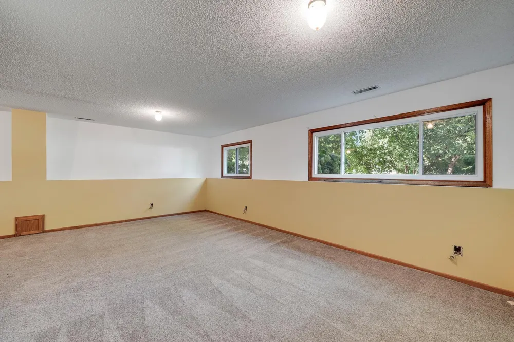 800 Hawthorne Avenue E Saint Paul, MN 55106