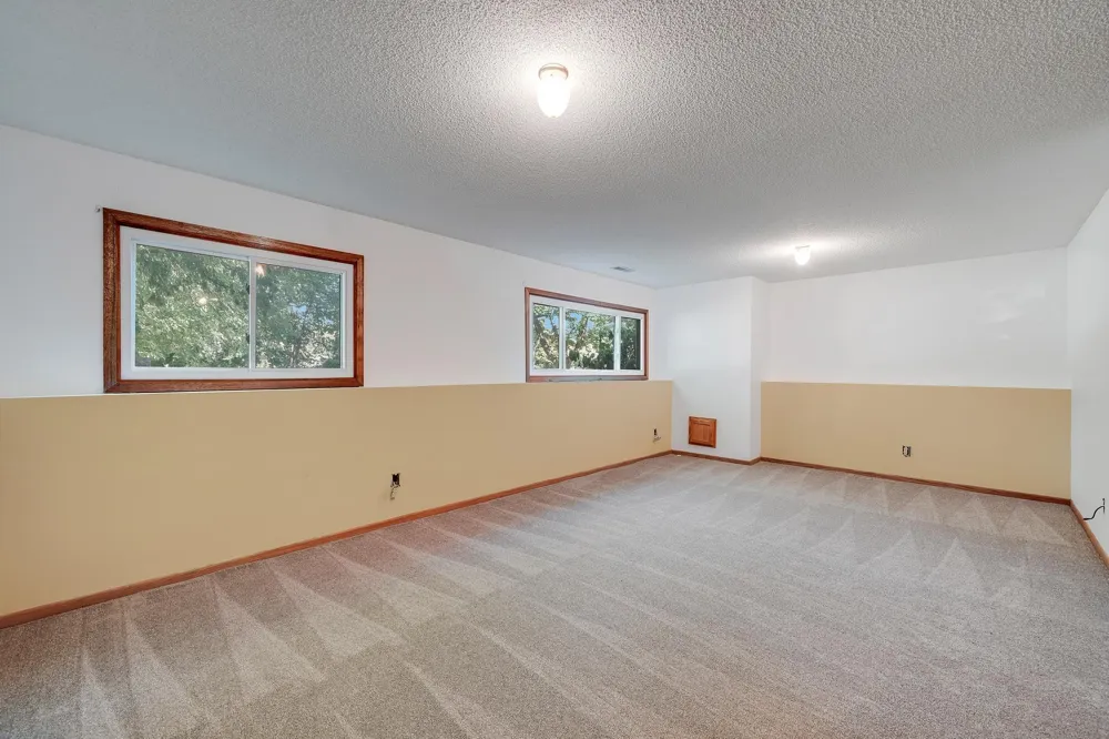 800 Hawthorne Avenue E Saint Paul, MN 55106