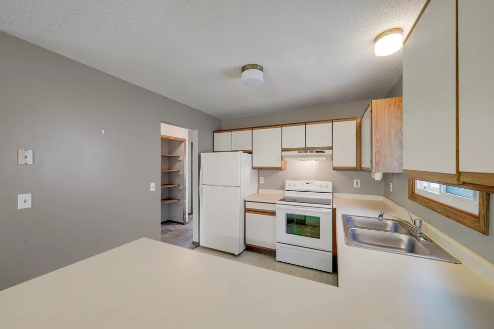 800 Hawthorne Avenue E Saint Paul, MN 55106