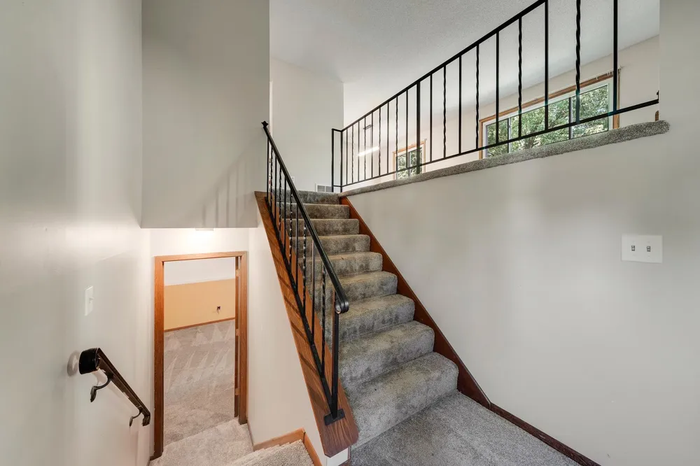 800 Hawthorne Avenue E Saint Paul, MN 55106