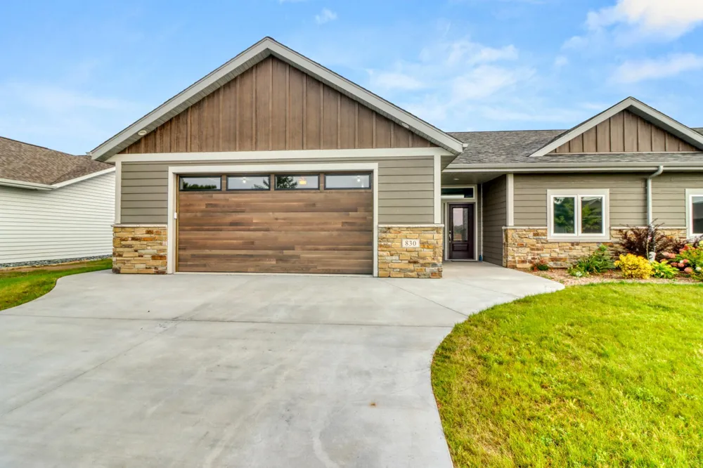 830 Lake Forest Circle Detroit Lakes, MN 56501