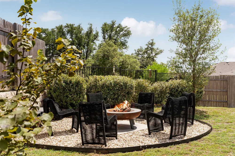 430 Barnhill Loop Dripping Springs, TX 78620